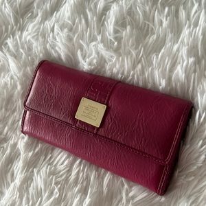 Liz Claiborne pink leather wallet lightly used
